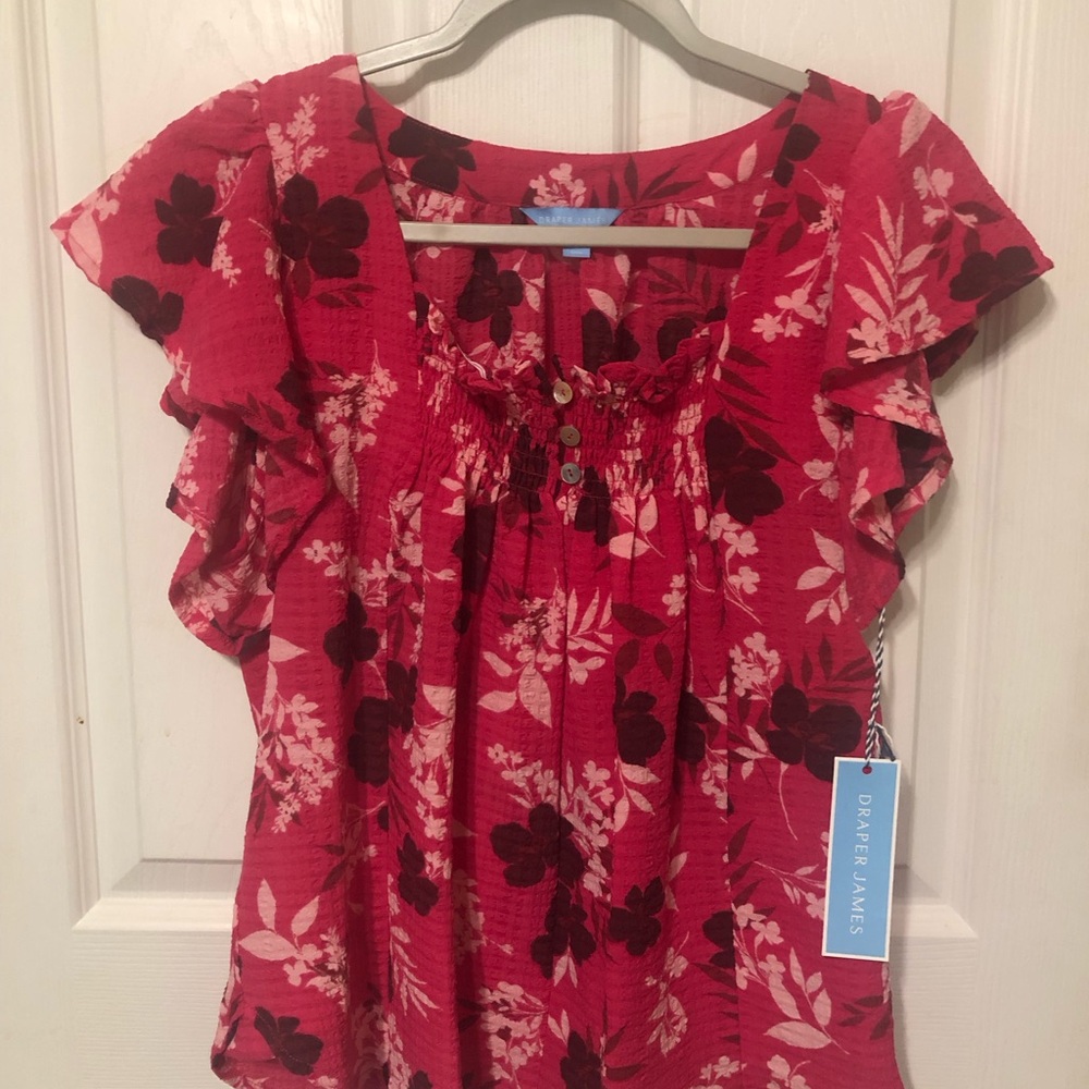 NWT DraperJames Red Floral Flutter Sleeve Top